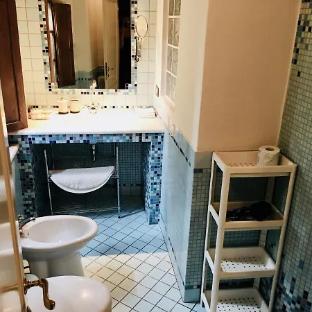 Tuscany House بيت ضيافة *